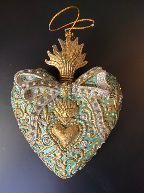 Cuore sacro da appendere turchese cm 15