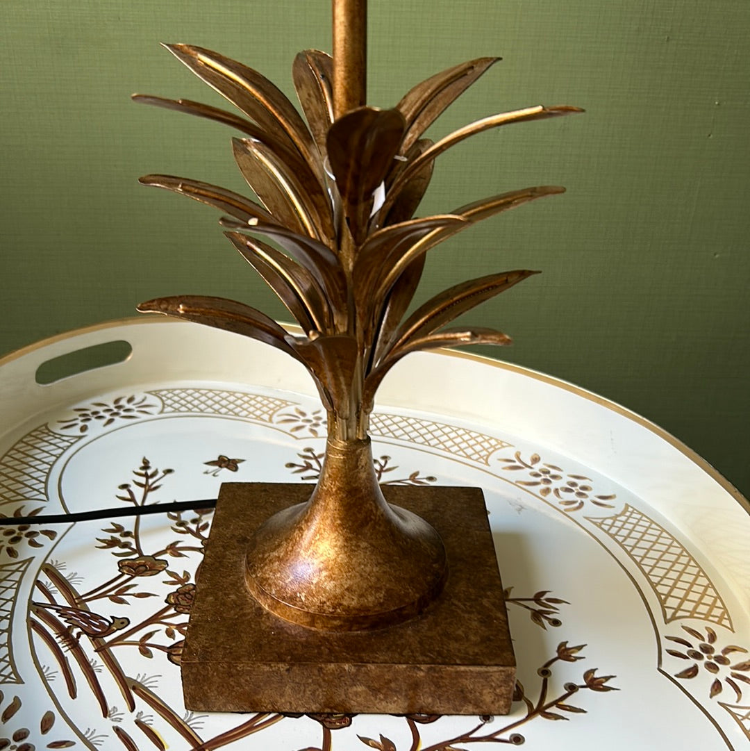 Lampada foglie oro brunito con paralume India