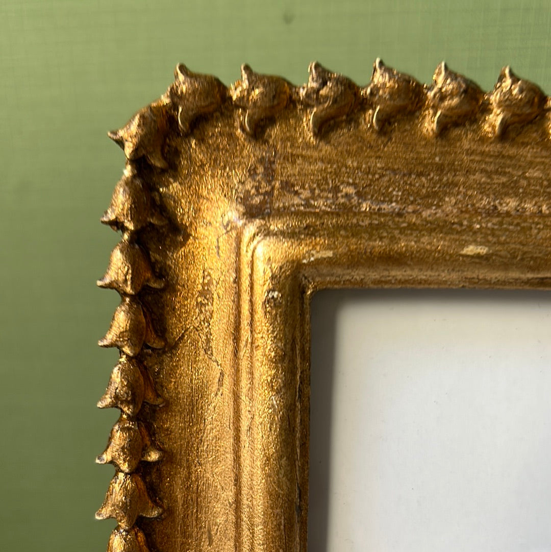 Gold bell photo frame
