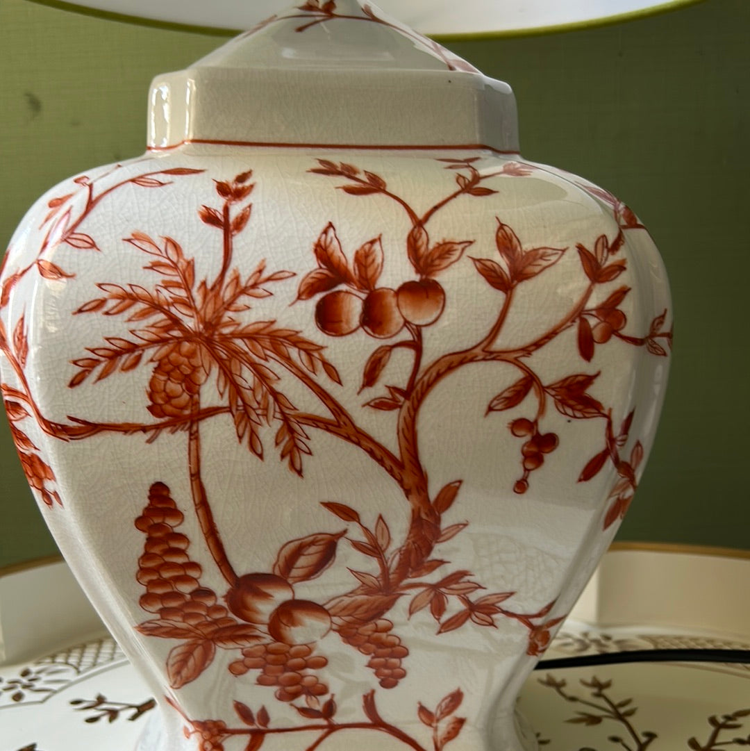 Lampada in ceramica decoro arancio Bretagna con paralume in cotone verde