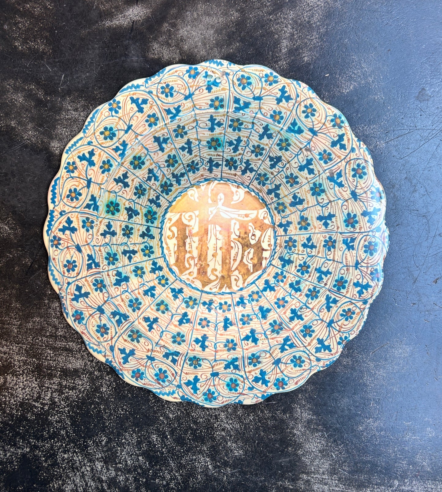 Vito Nesta Illusions large decorative plate charger blue brown