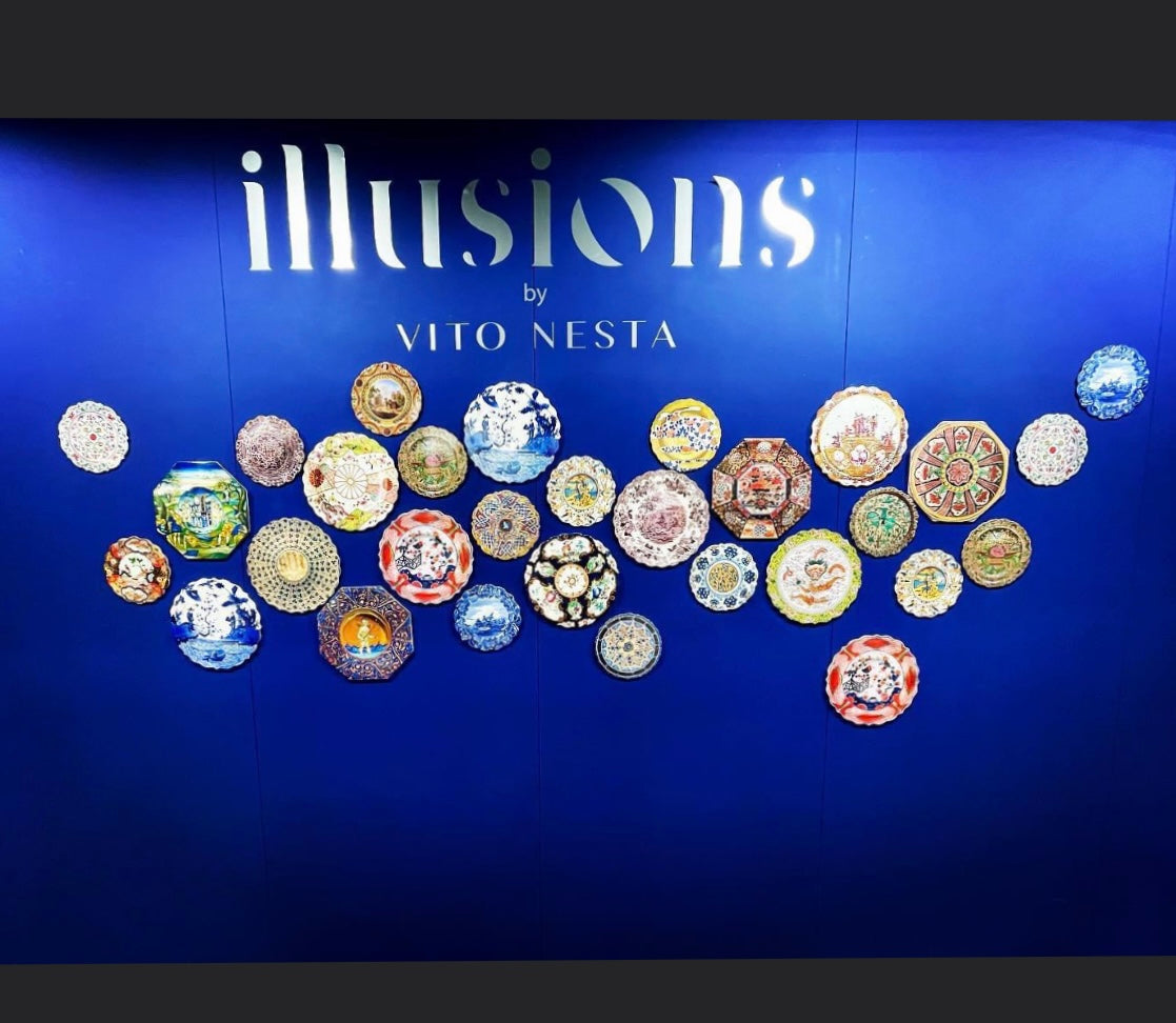 Chinese blue red Vito Nesta Illusions large decorative plate charger