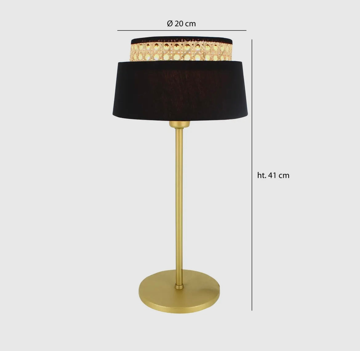 Lampada da tavolo in metallo oro con paralume rattan