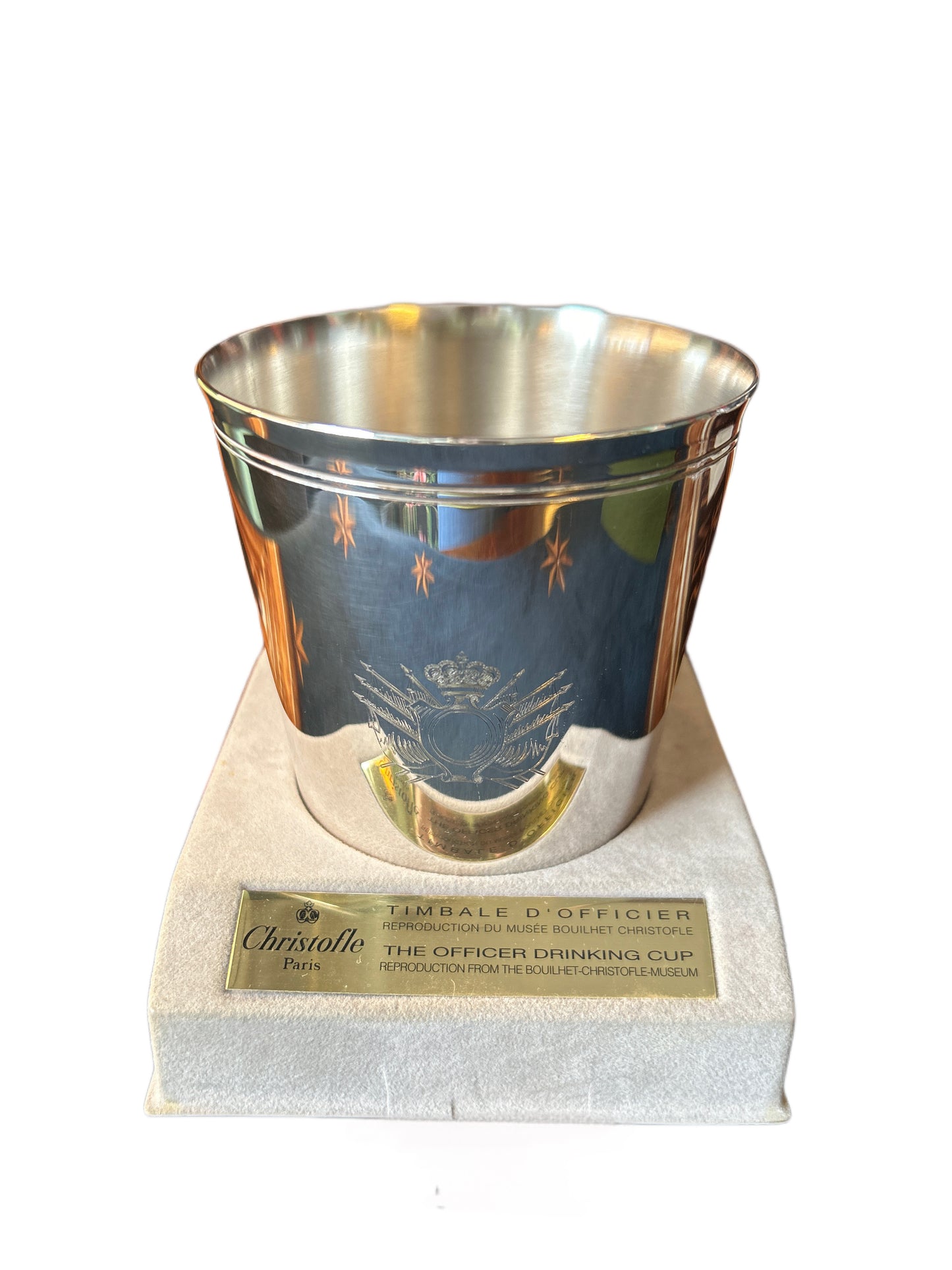 Timbale d’ Officer , riproduzione del Museo Bouilhet Christofle
Riserva