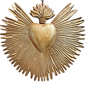Cuore grande in metallo dorato da appendere