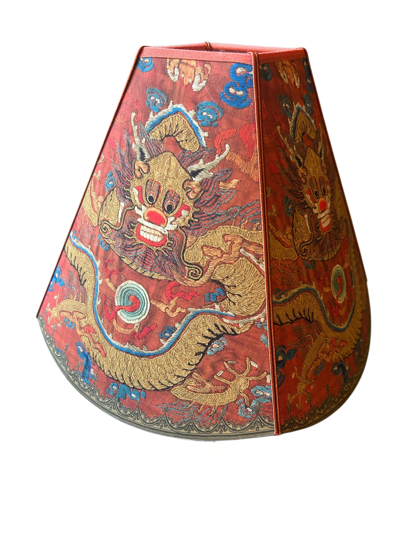 Paralume Pagoda Dragon
