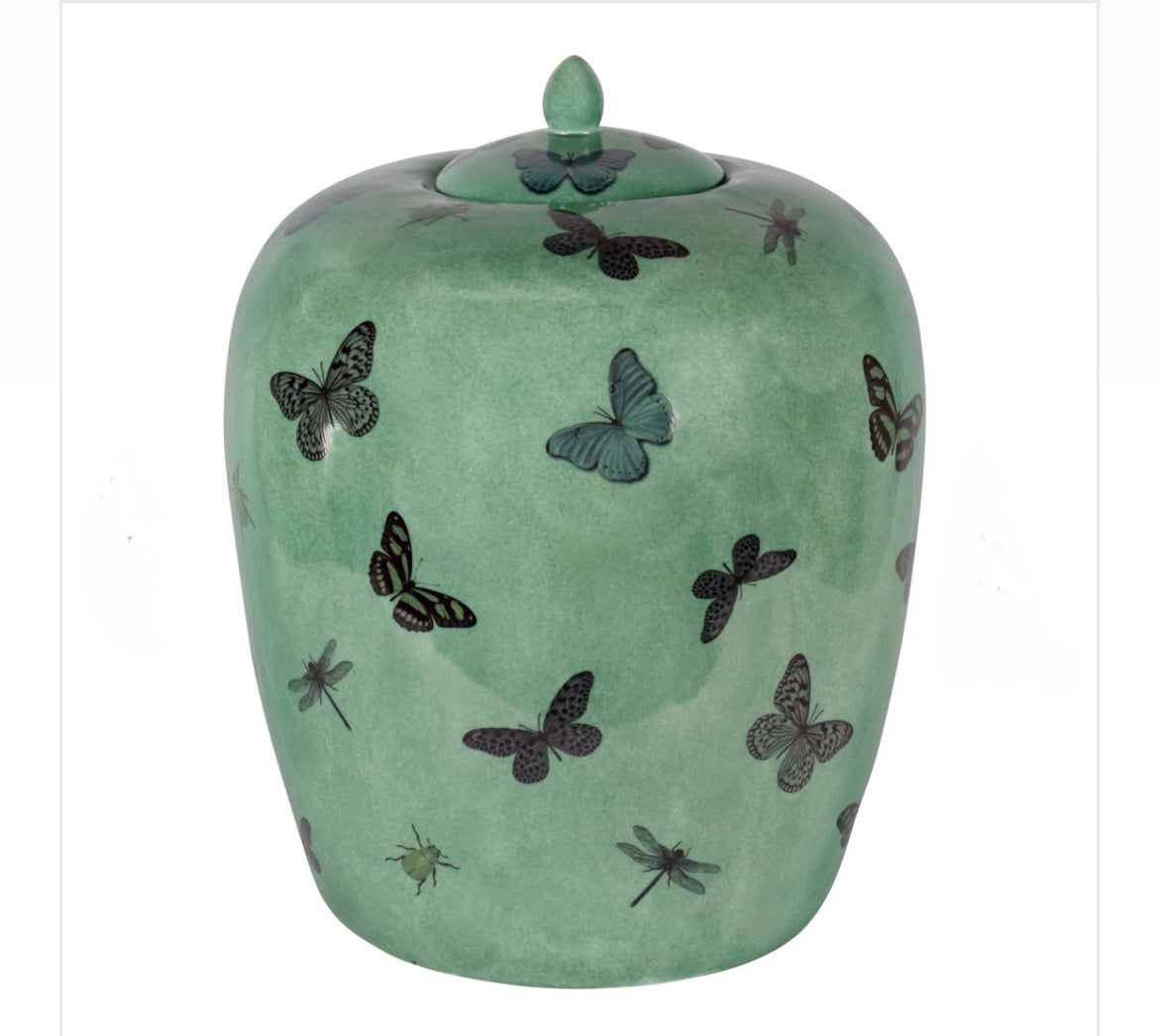 Poutige verde con farfalle