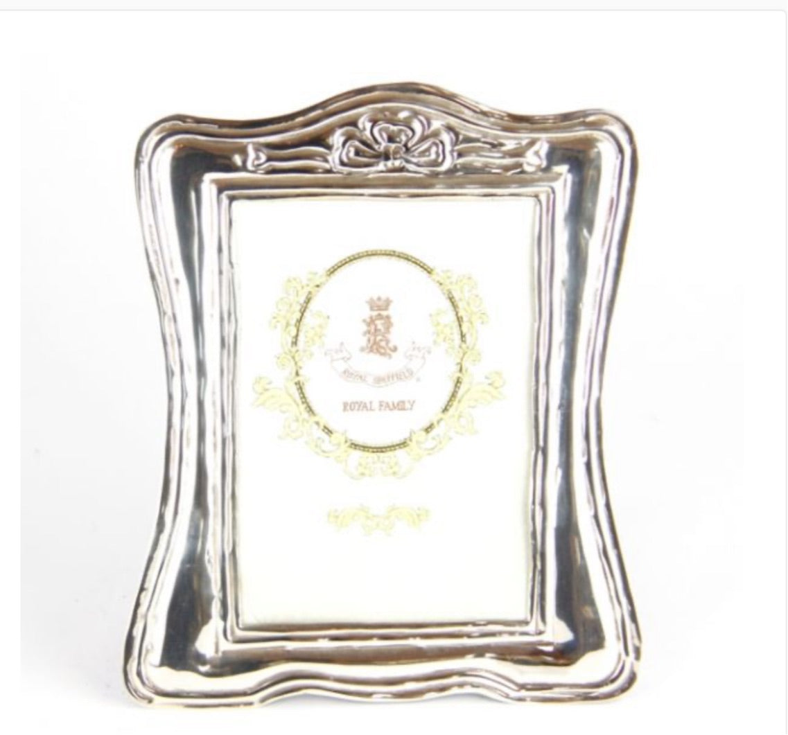 Sheffield photo frame with bow