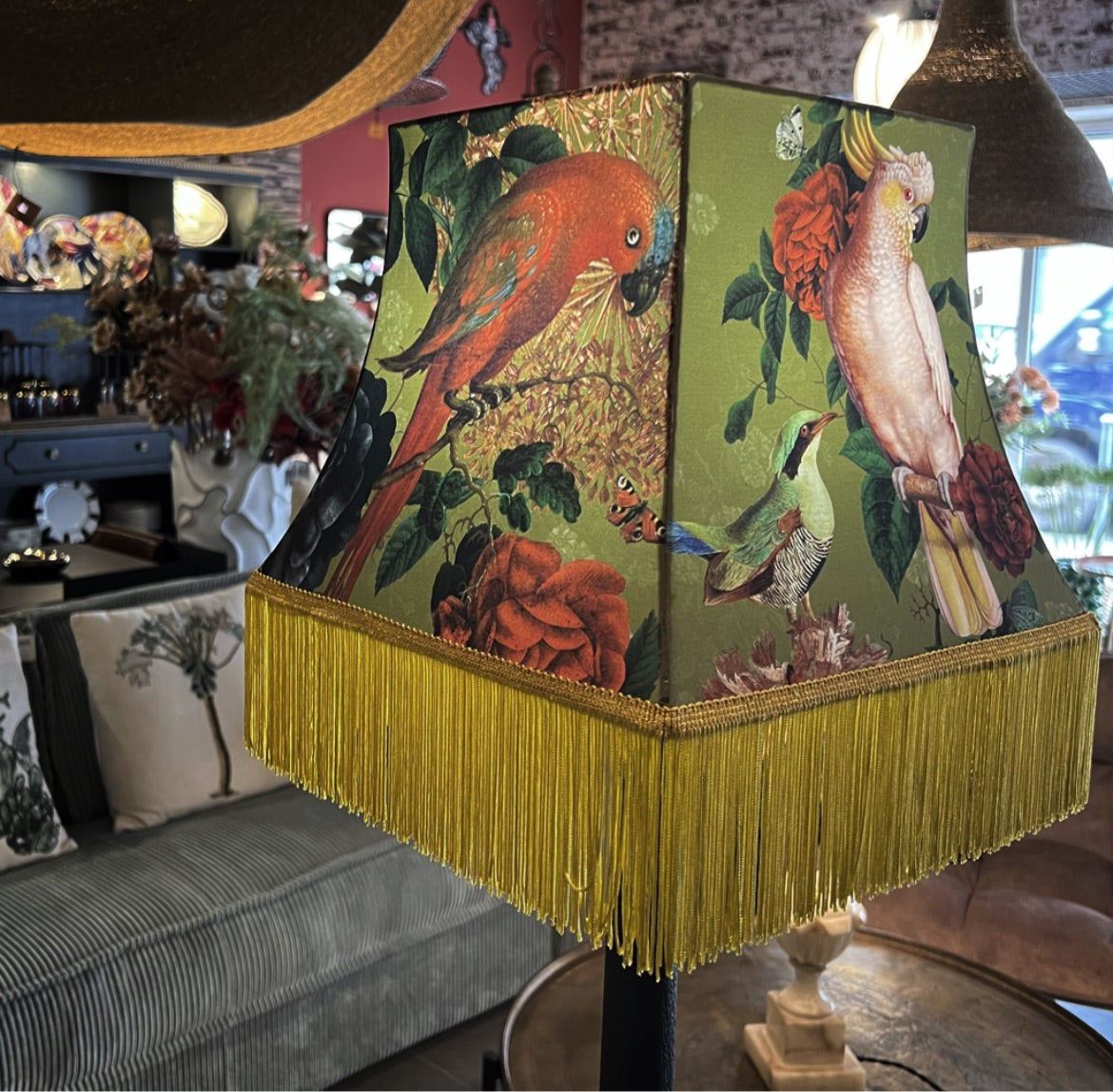 Vobene Rio pagoda lampshade with fringes