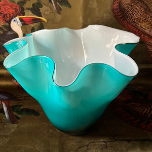 Vase aigue-marine vague 22 cm