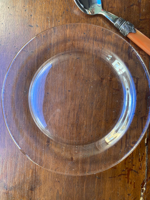 Glass bread plate