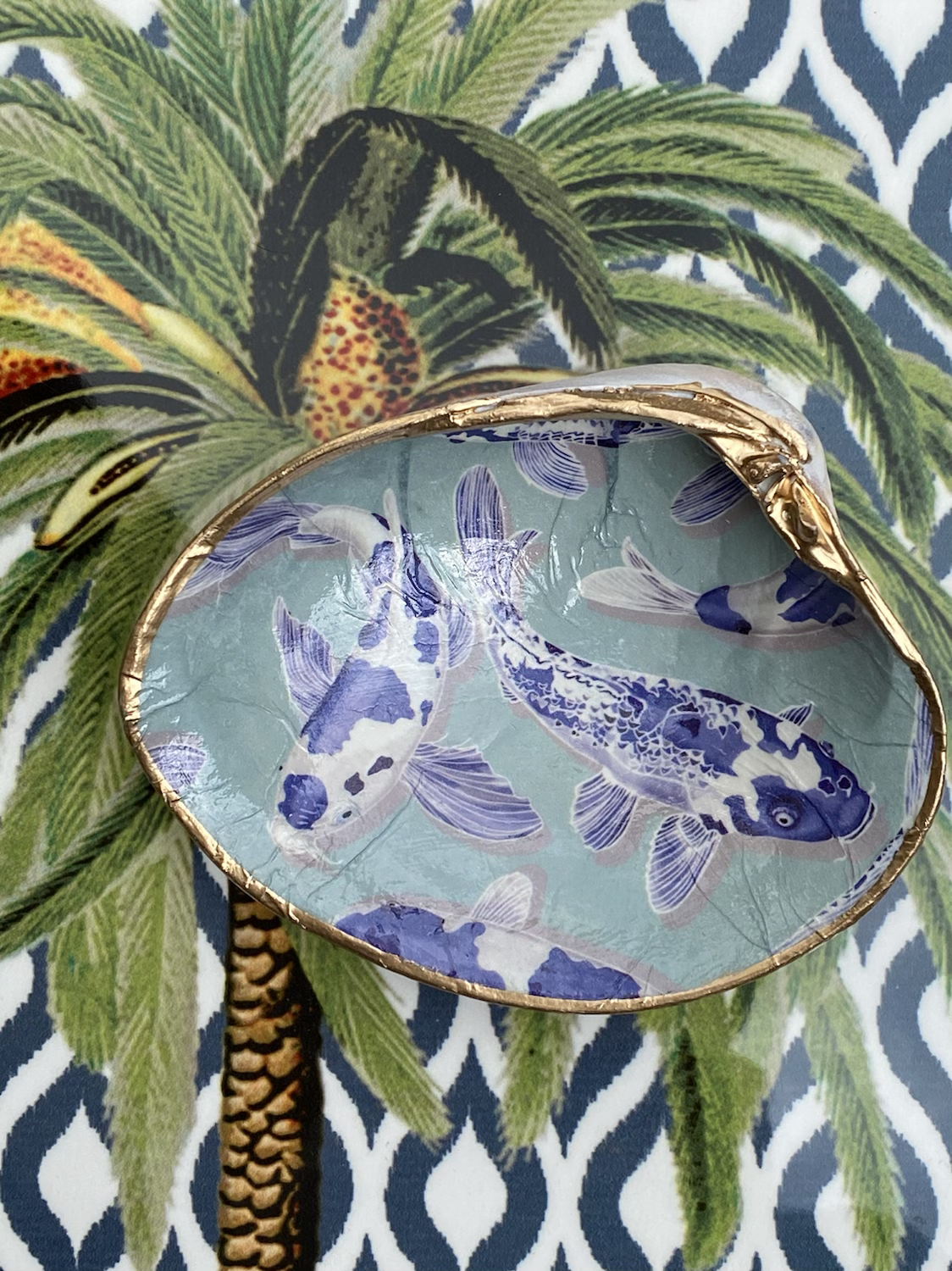 Shell jewelry box
