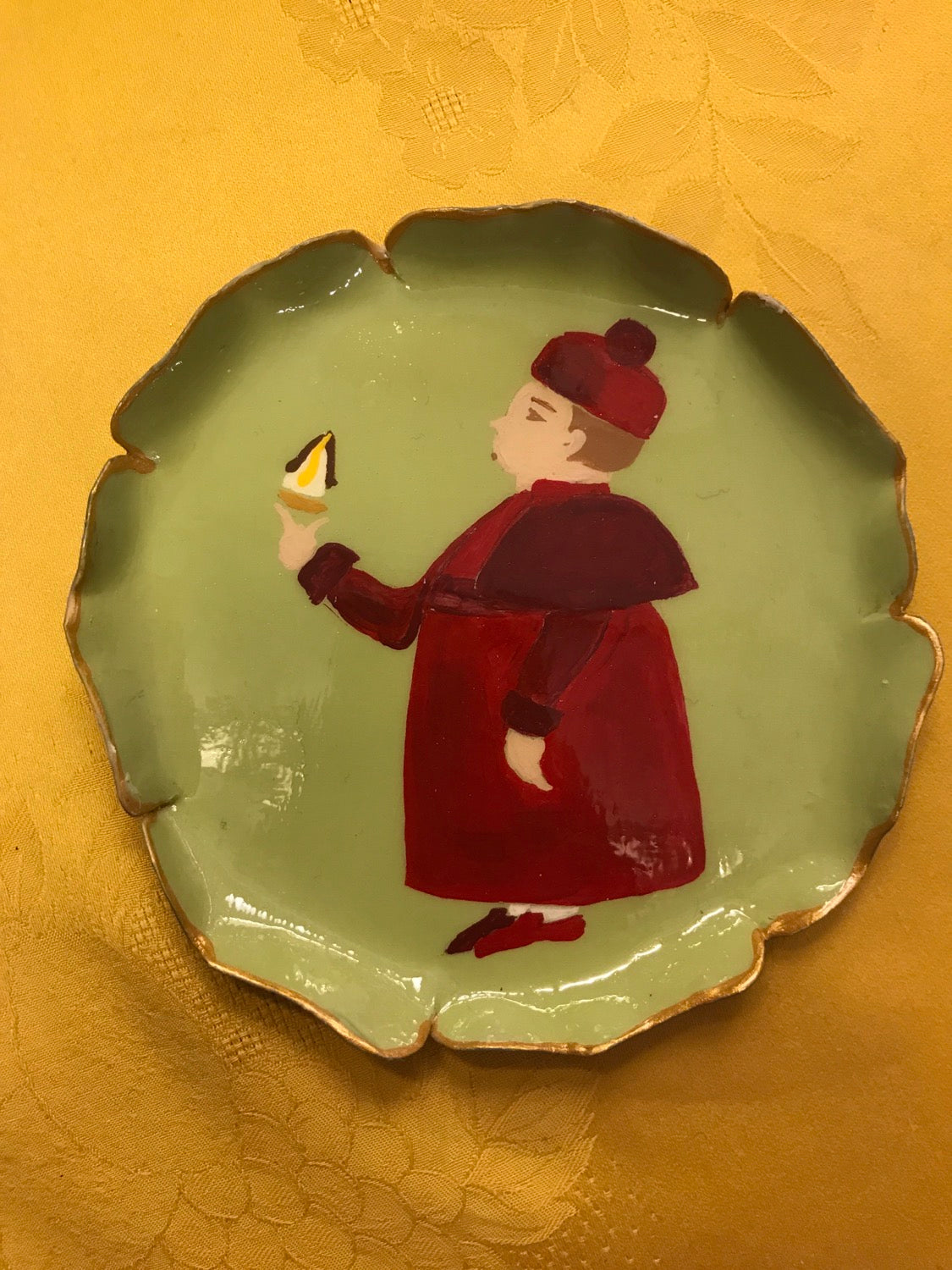 Assiette à pain en métal décorée à la main et réalisée sur commande