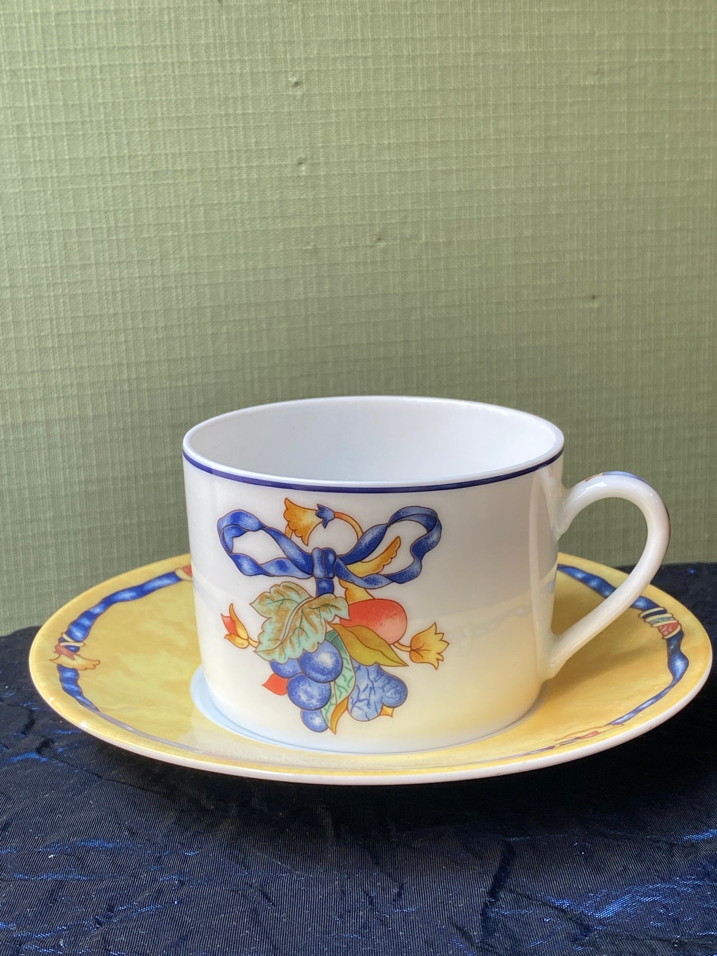 Tasse à thé Bernardaud Borghèse