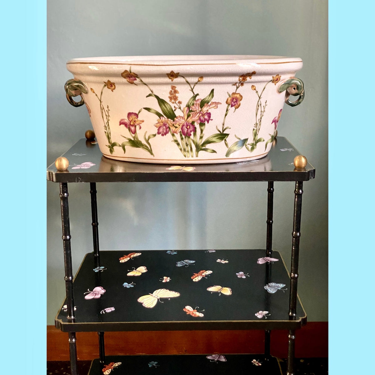 Cache pot fleur en céramique