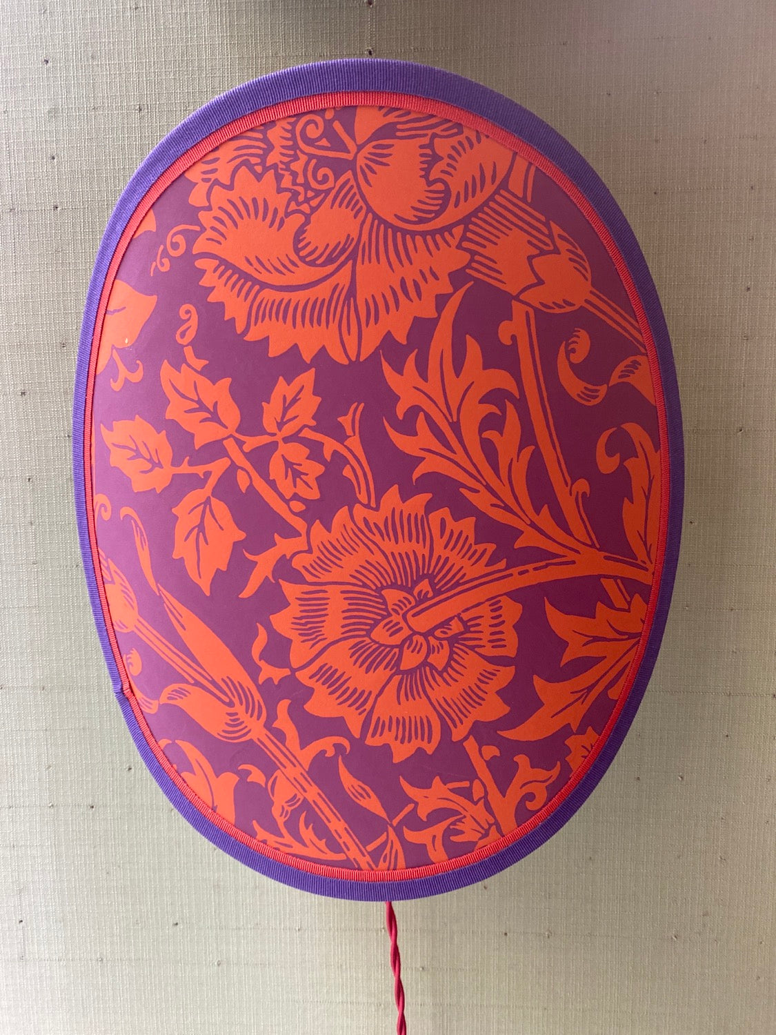 Applique da parete “ Servomuto” con filo