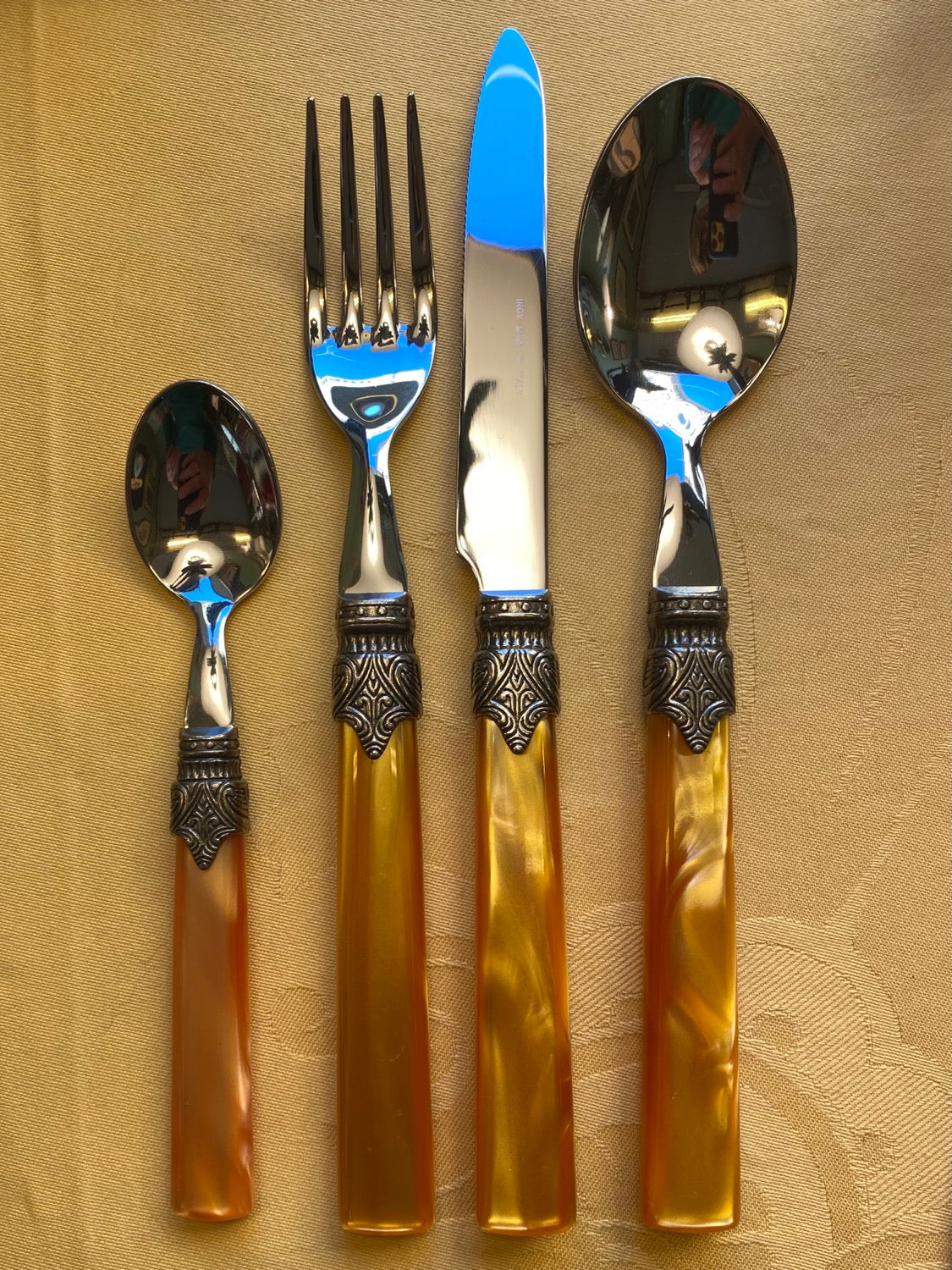 Set de 4 pièces manche caramel