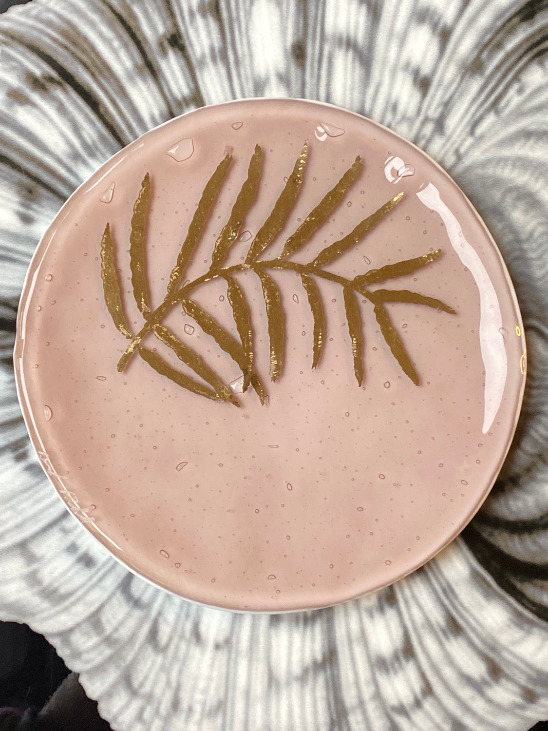 Piattino in vetrofuso foglie Daniela Poletti ordinabile