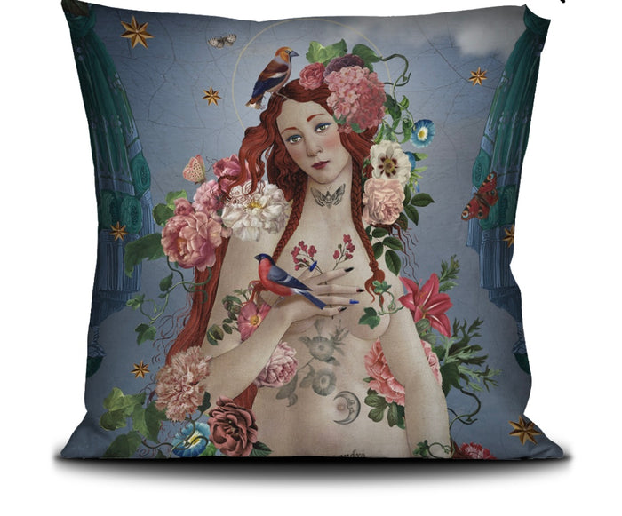 Venus velvet cushion 50 x 50