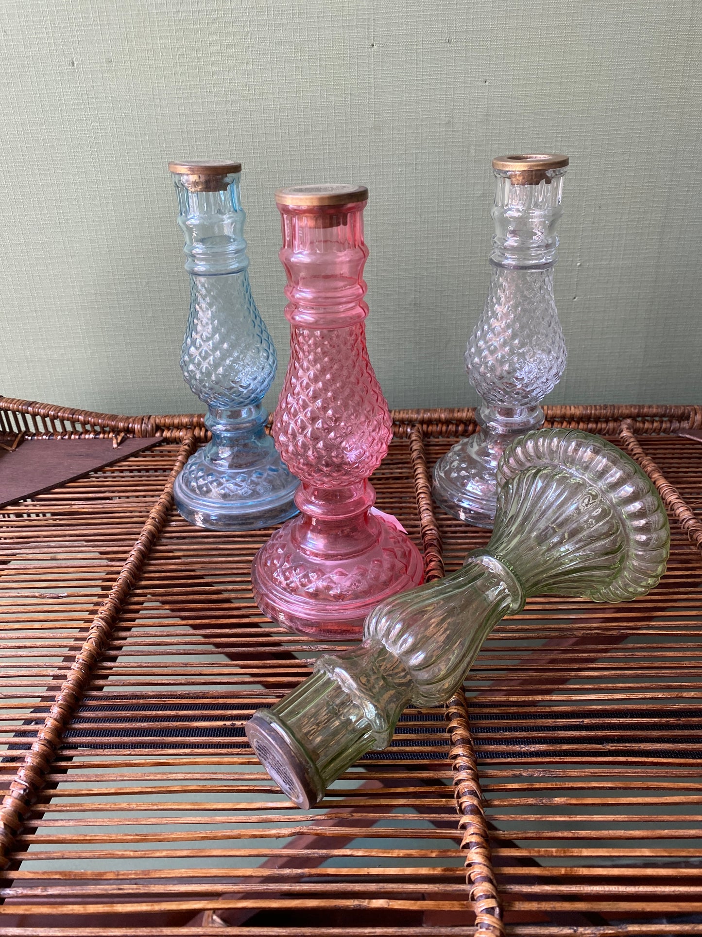 Candeliere in vetro azzurro