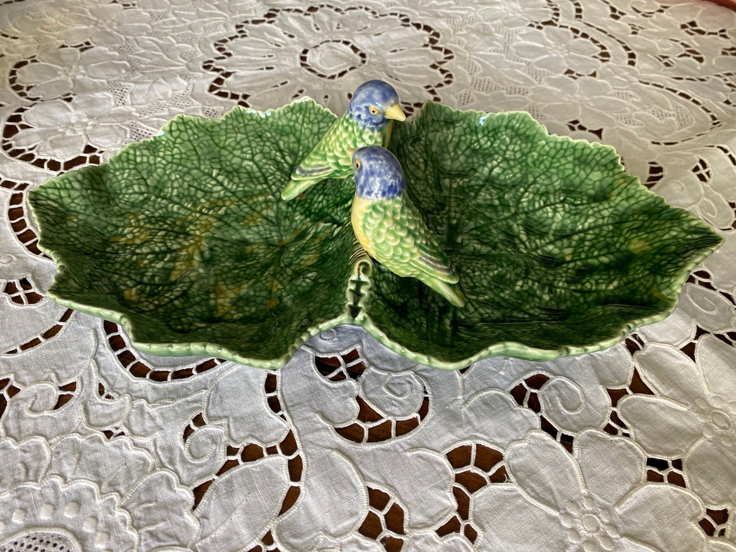 Double leaf appetizer with birds 39