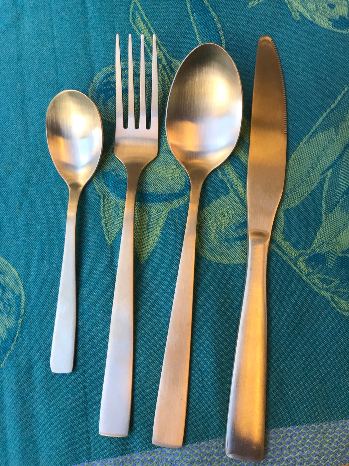 Set de couverts pour 4 personnes
