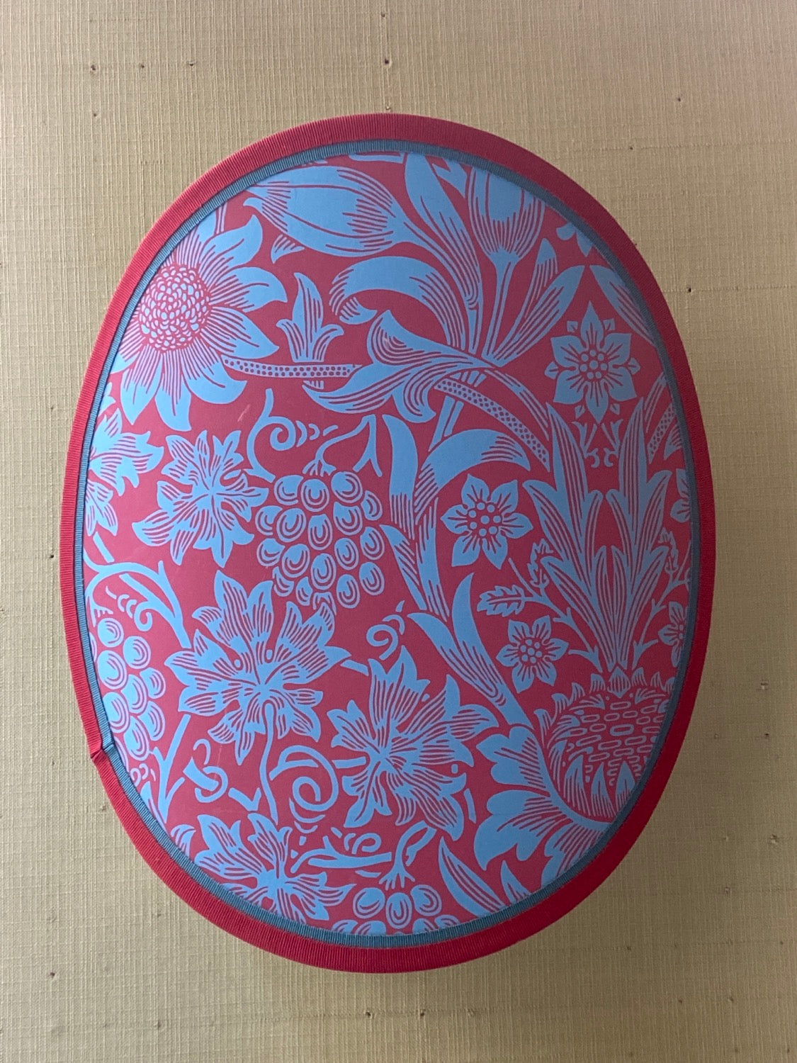 Applique “ Servomuto” da parete con cordone rosso e interruttore