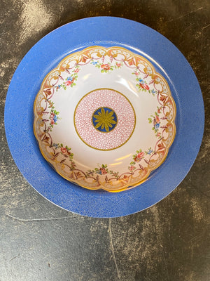 Assiette creuse en étain de la Collection Royale