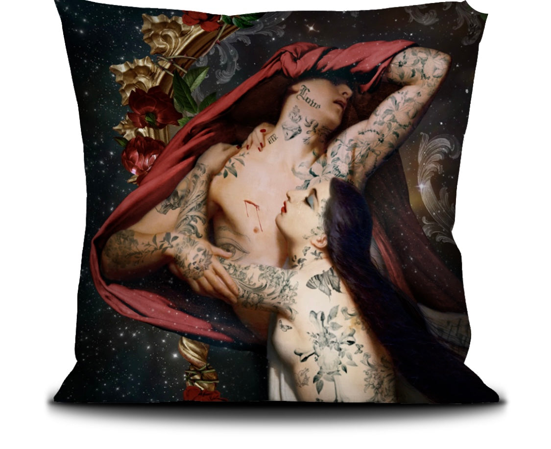 Coussin en velours avec Paolo et Francesca à l'intérieur