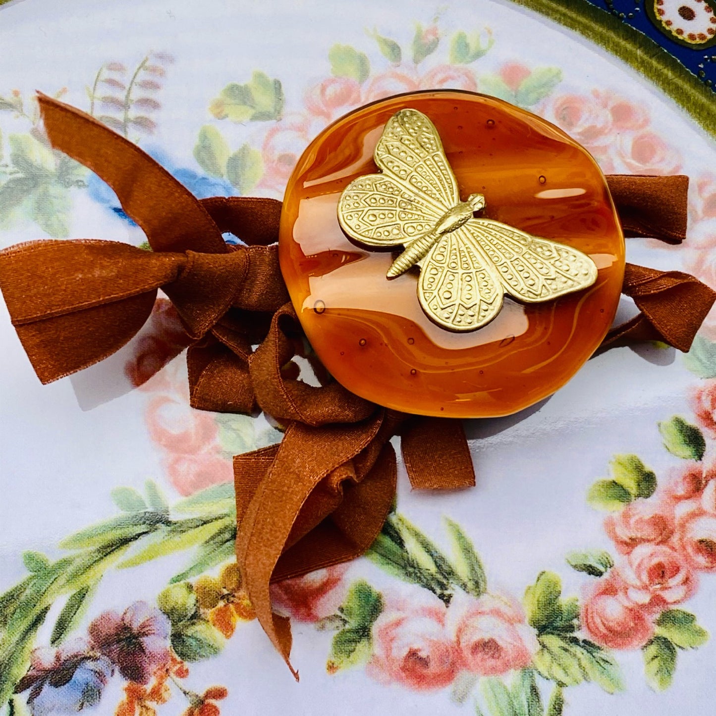 Bracciale in vetrofuso di Murano con farfalla Daniela Poletti ordinabile