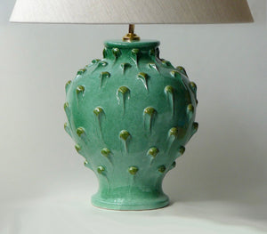Pressed pine cone base lamp
