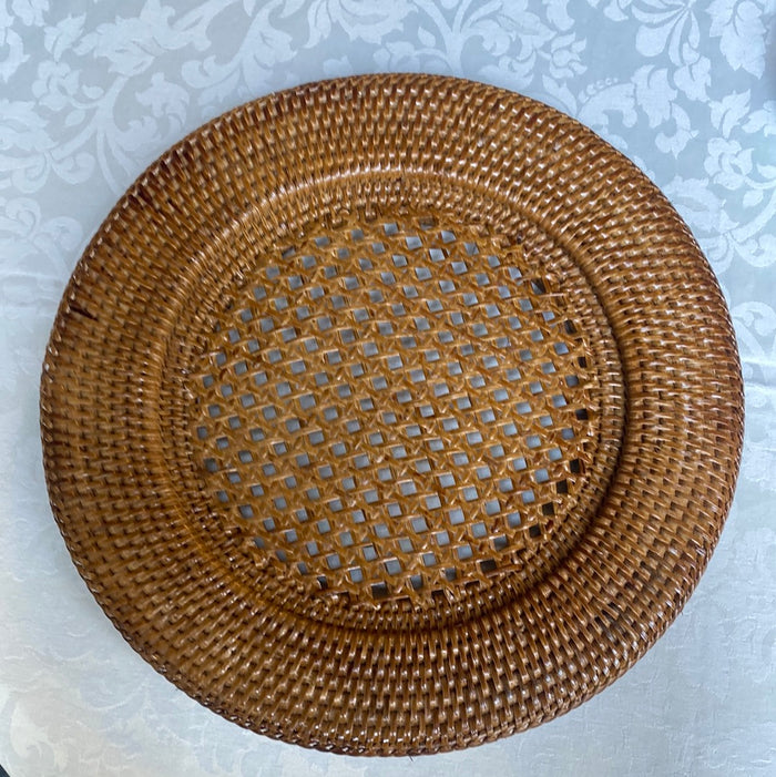 Honey rattan charger