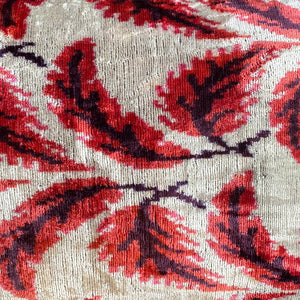 Coussin en velours d'un côté