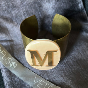 Gipsy bracelet letter M on champagne oval