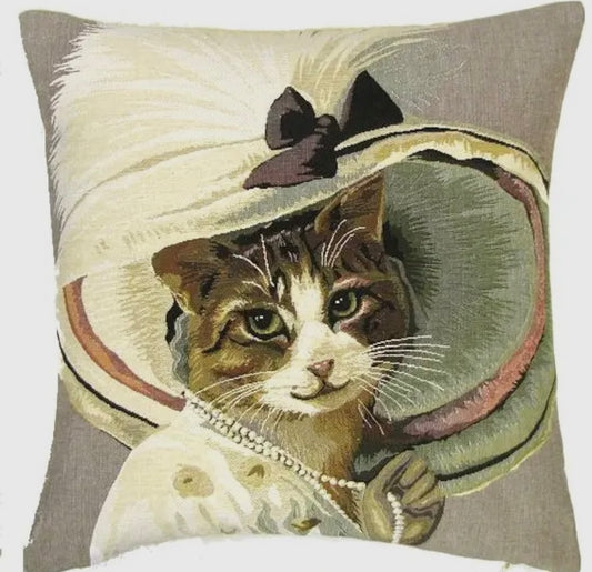 Cuscino  con interno gatta con cappello