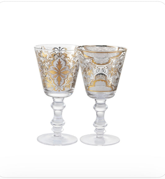 Set of two white Damasco wine glasses