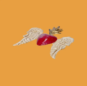 Ex-voto Mexican pink heart with inlaid wings