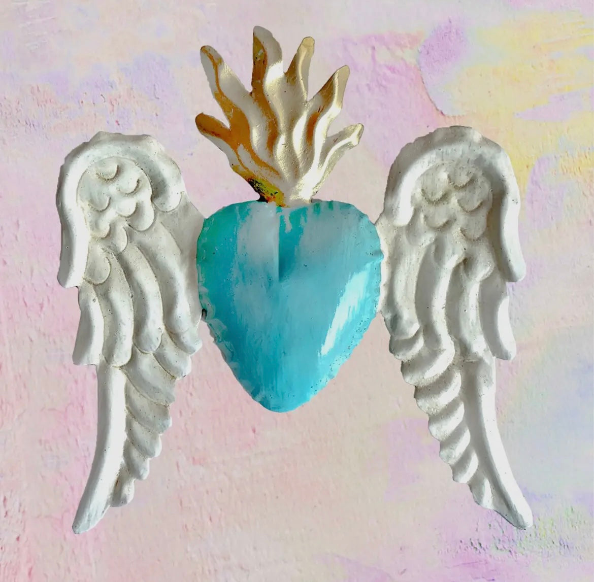 Ex-voto Mexican heart with inlaid wings