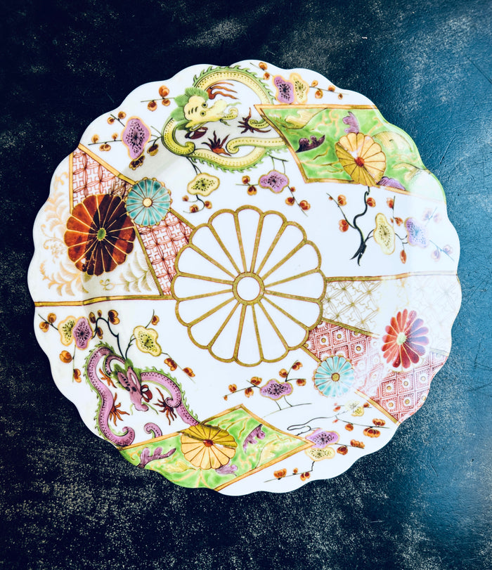 Large white Chinese flower underplate Vito Nesta Illusions