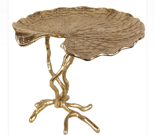 Alzata figlia su stelo oro