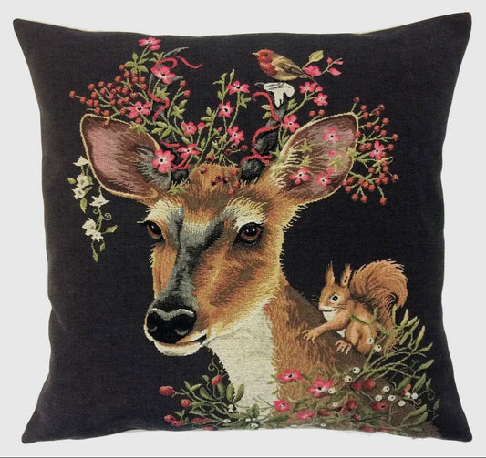 Deer cushion cover with squirrel