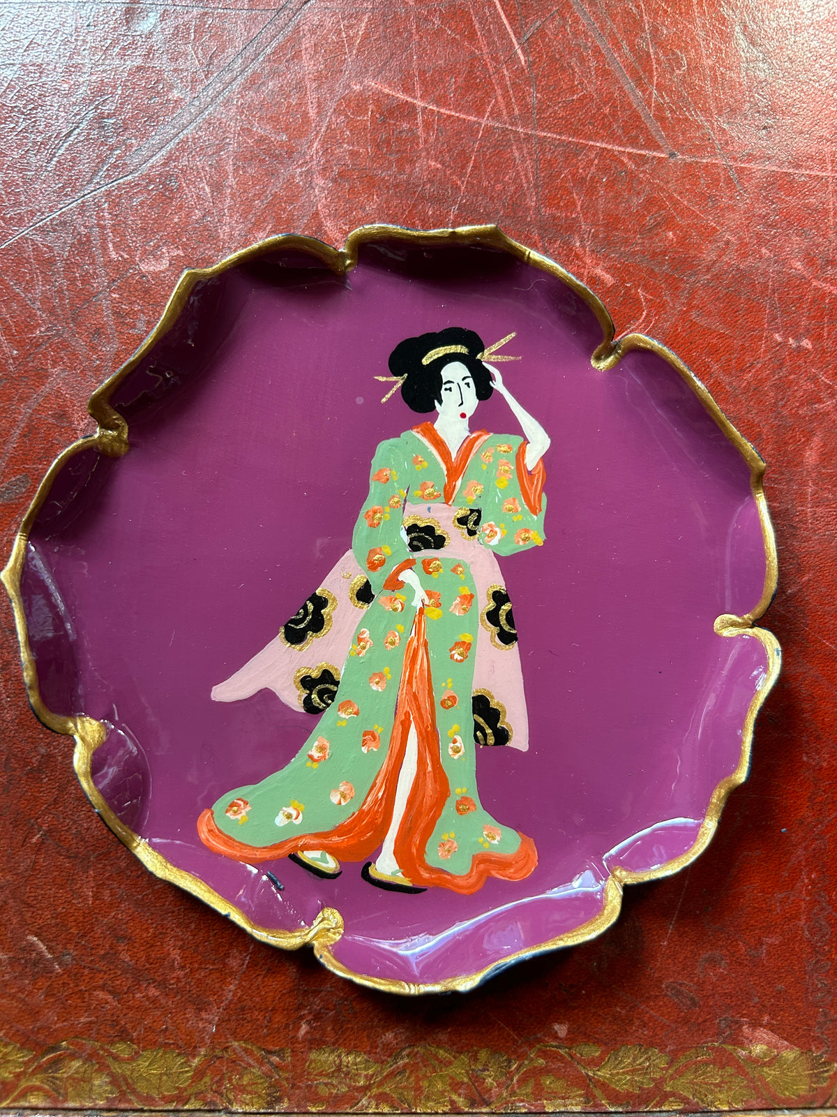 Geisha bread plate or jewelry box