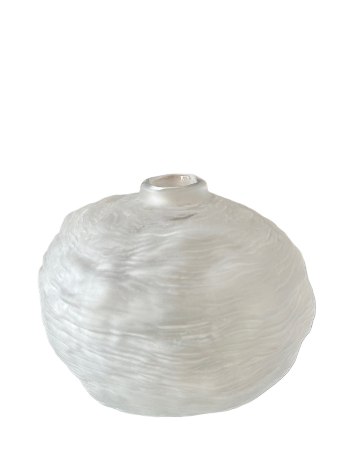 Grande vaso  rotondo soffiato a bocca in vetro bianco