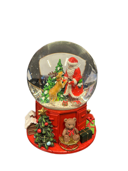 Palla di neve con babbo Natale e renna