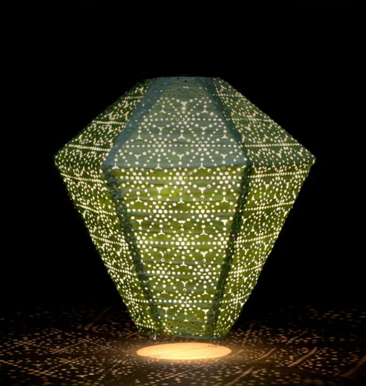 Lampada diamantata verde a luce solare ricaricabile