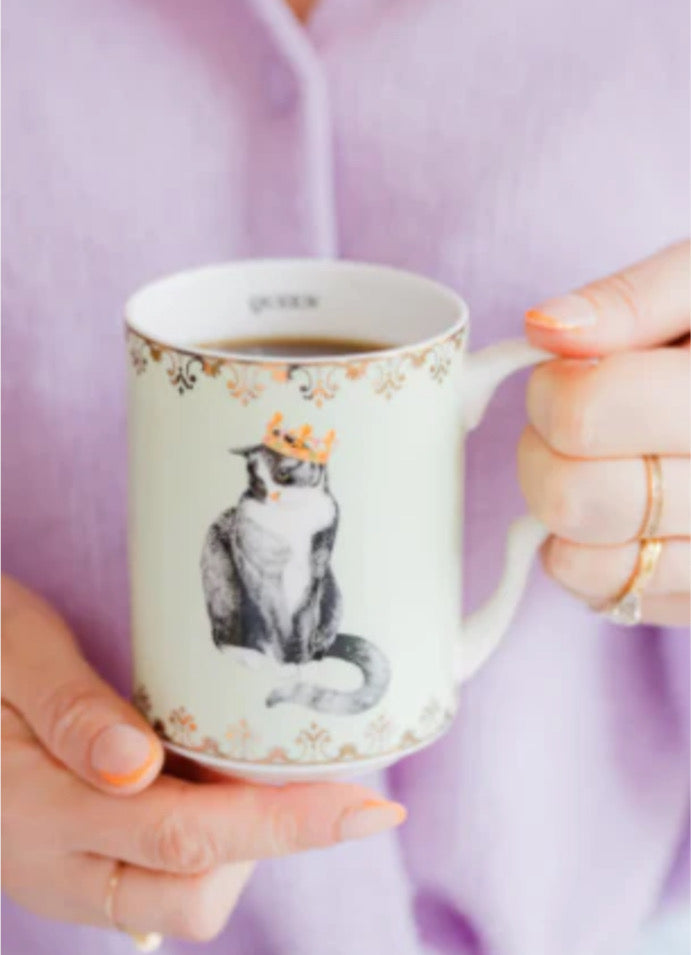 Mug cat pussy