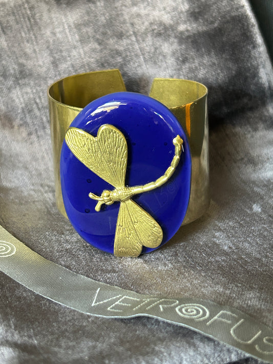 Gipsy bracelet with dragonfly application on blue purple Daniela Poletti can be ordered
