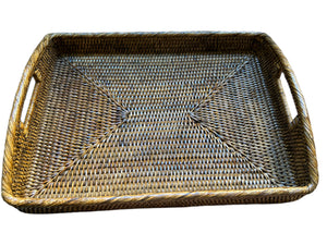 Vassoio rettangolare in rattan con manici