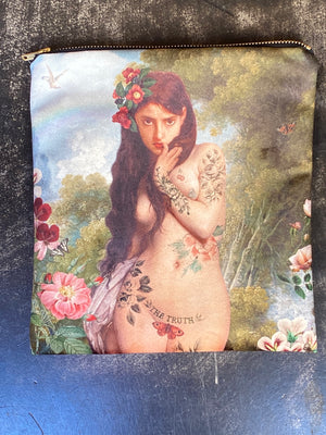 La verite' velvet cosmetic bag