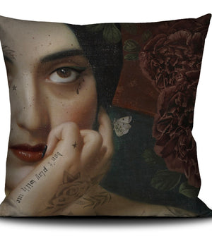 Clementine cushion with interior